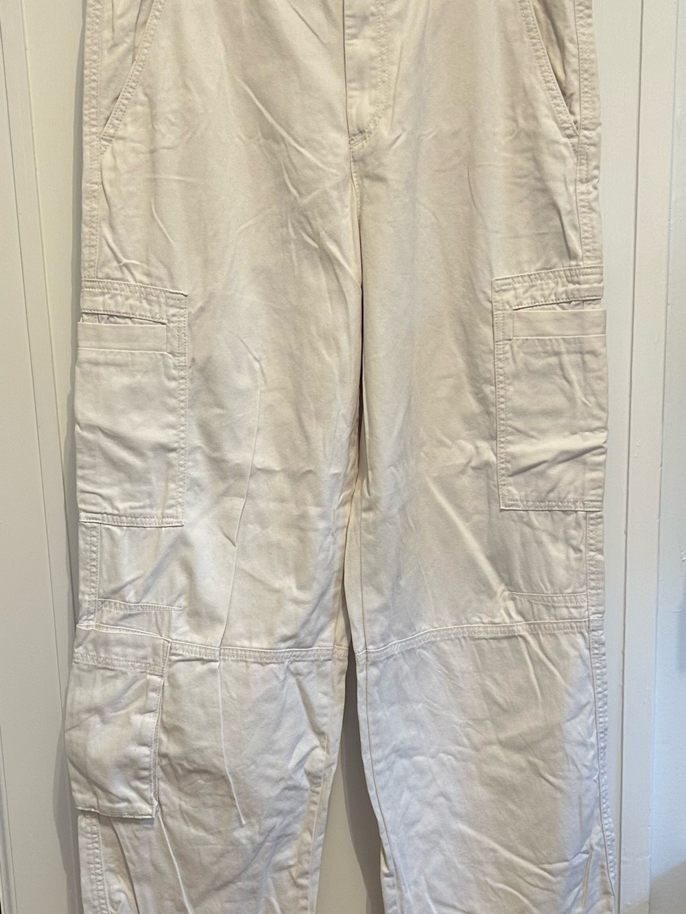 H&M Off-White Cargo Pants with Utility Pockets